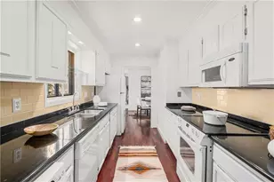 25 Forrest Pl, Atlanta, GA 30328 - Photo 13