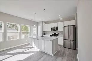 2698 Mango Cir NW, Atlanta, GA 30318 - Photo 9