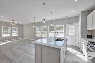 2698 Mango Cir NW, Atlanta, GA 30318 - Photo 15