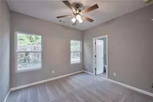 2698 Mango Cir NW, Atlanta, GA 30318 - Photo 17