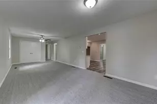 23 Club Dr, Locust Grove, GA 30248 - Photo 29