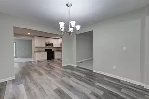 23 Club Dr, Locust Grove, GA 30248 - Photo 15