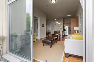 711 Cosmopolitan Dr NE, Atlanta, GA 30324 - Photo 11