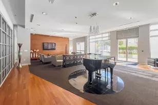 711 Cosmopolitan Dr NE, Atlanta, GA 30324 - Photo 7