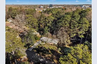 1777 Rosalind Drive NE, Atlanta, GA 30329 - Photo 39