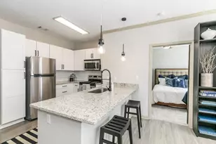 1000 Ashwood Pkwy, Dunwoody, GA 30338 - Photo 3