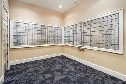 300 W Peachtree Street #21K, Atlanta, GA 30305 - Photo 13