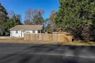 3435 Century Dr, Cumming, GA 30041 - Photo 3