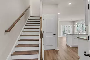 2404 Malster Ln, Lawrenceville, GA 30043 - Photo 5