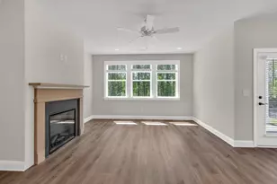 2404 Malster Ln, Lawrenceville, GA 30043 - Photo 13
