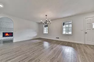 421 Creek Valley Dr, Woodstock, GA 30188 - Photo 7