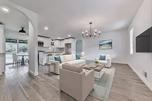 421 Creek Valley Dr, Woodstock, GA 30188 - Photo 5