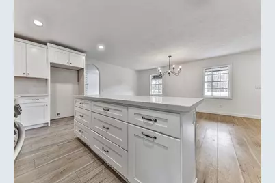 421 Creek Valley Drive, Woodstock, GA 30188 - Photo 13