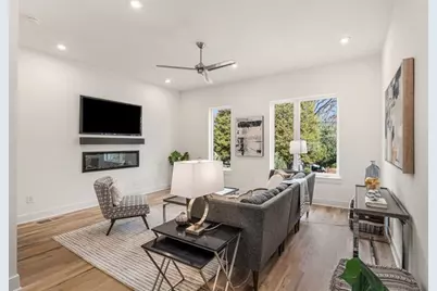 1237 Memorial Drive SE #404, Atlanta, GA 30316 - Photo 7