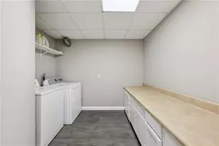 4685 Barnes Ct, Loganville, GA 30052 - Photo 11