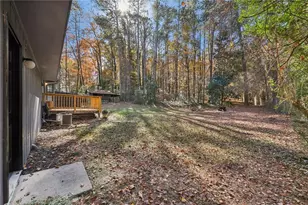 4685 Barnes Ct, Loganville, GA 30052 - Photo 31