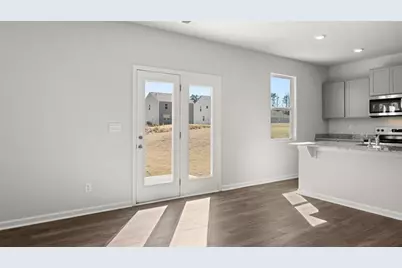 8224 Elkhorn Drive, Fairburn, GA 30213 - Photo 11