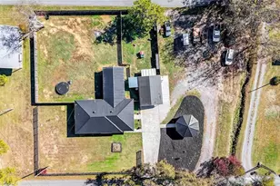 202 Peachtree St, Fairmount, GA 30139 - Photo 5