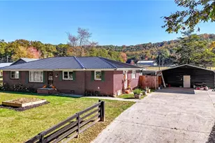 202 Peachtree St, Fairmount, GA 30139 - Photo 3