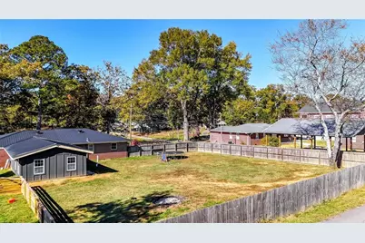 202 Peachtree Street, Fairmount, GA 30139 - Photo 21