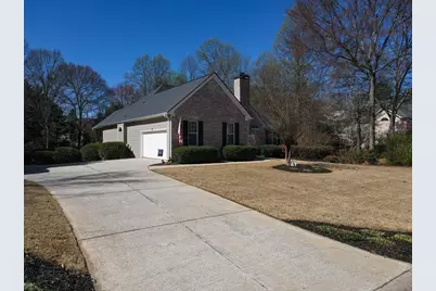 161 Southampton Circle, Hoschton, GA 30548 - Photo 3