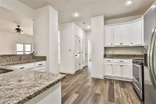 30 Camden Cir, Newnan, GA 30265 - Photo 17