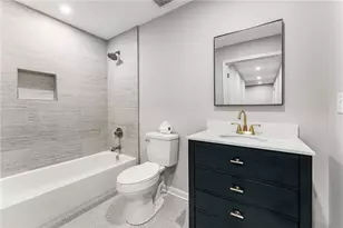 4942 Lakeland Woods Ct, Dunwoody, GA 30338 - Photo 43