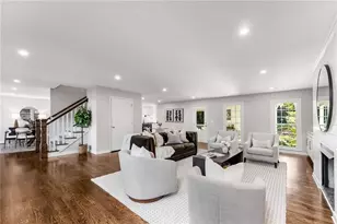 4942 Lakeland Woods Ct, Dunwoody, GA 30338 - Photo 13