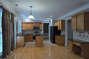 815 Earlham Dr, Suwanee, GA 30024 - Photo 11