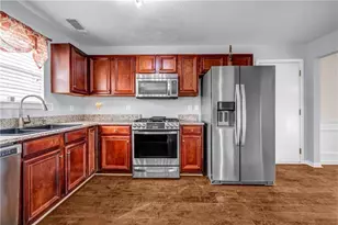 1903 Cobblestone Ct, Conyers, GA 30012 - Photo 3