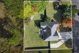 900 Burning Bush Dr, Loganville, GA 30052 - Photo 35