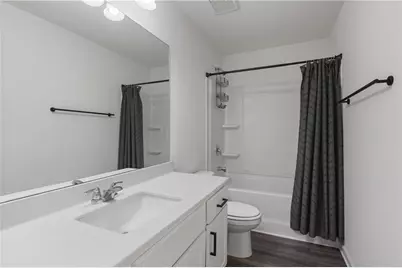 300 Hyde Park, Winder, GA 30680 - Photo 19