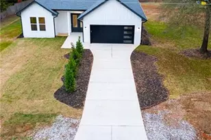 2590 Walton Downs Rd, Monroe, GA 30655 - Photo 11