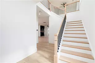 1095 Winding Br Dr, Canton, GA 30114 - Photo 3