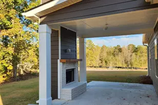 135 Post Oak Dr, Jackson, GA 30233 - Photo 9