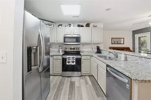 59 Akers Lake Dr, Moreland, GA 30259 - Photo 11