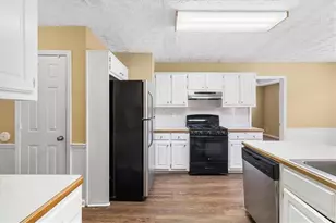 2355 Range Heights Terrace, Loganville, GA 30052 - Photo 15