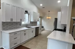 1260 Della Way, Lawrenceville, GA 30043 - Photo 13