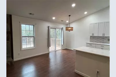 1260 Della Way, Lawrenceville, GA 30043 - Photo 15