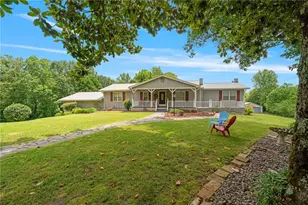 404 Davis Rd W, Fairmount, GA 30139 - Photo 1