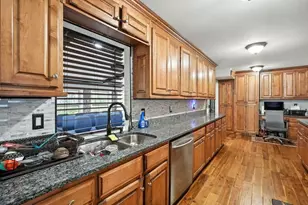 8804 Willow Creek Ct, Douglasville, GA 30135 - Photo 13