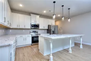 2562 Harbor Rdg Pass, Gainesville, GA 30507 - Photo 5