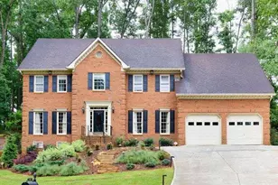 160 Clipper Bay Dr, Alpharetta, GA 30005 - Photo 1