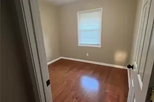 2444 Rolling View Dr SE, Smyrna, GA 30080 - Photo 7