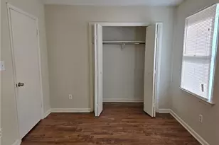 1225 Oakplace Dr SW, Marietta, GA 30008 - Photo 9