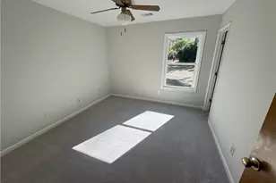 3825 Emerson St, Marietta, GA 30062 - Photo 9