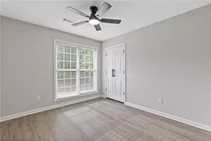 285 Camden Park Dr, Lawrenceville, GA 30046 - Photo 19