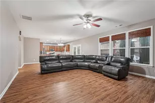 6015 Thrasher Ct, Cumming, GA 30028 - Photo 17