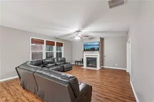 6015 Thrasher Ct, Cumming, GA 30028 - Photo 13