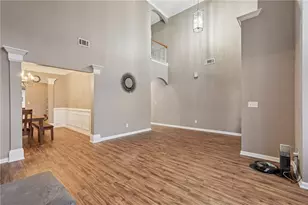 6015 Thrasher Ct, Cumming, GA 30028 - Photo 9